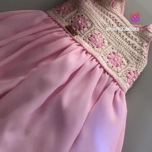 Imagem de capa para o Curso online Curso de vestido infantil de crochê com tecido (Juju)