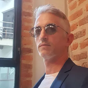 Imagen de portada para Servicio online Gustavo Yannone - Consultor y asesor de empresas tradicionales y tecnológicas