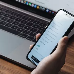 Imagen de portada para Curso online Curso de Comunicación Digital y Medios Electrónicos