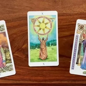Imagen de portada para Curso online 🌙 Vidente Barata Luna Vila-Nova: Lectura de Tarot en España 🇪🇸 | +34 911 438 430 ☎️