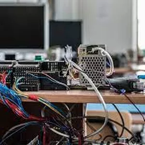 Imagem de capa para o Ebook curso de eletronica digital