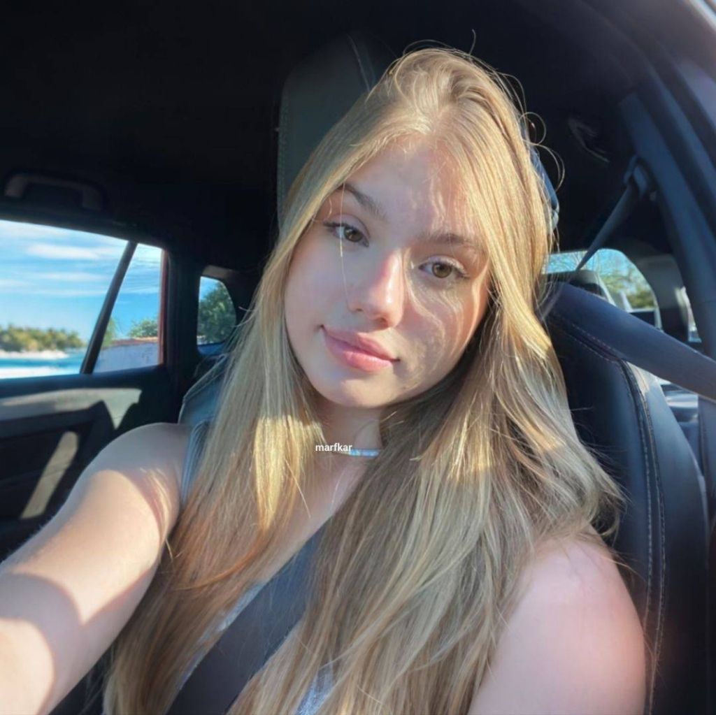 Olivia Carter