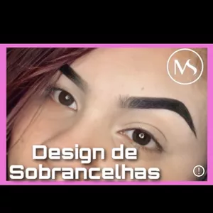Design de sobrancelhas profissional