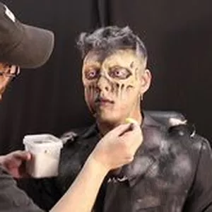 Imagem de capa para o Curso online Curso base FX: Maquiagem de Efeitos Especiais para iniciantes