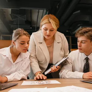 Imagem de capa para o Curso online NR-1: Saúde Mental e Legislação Trabalhista