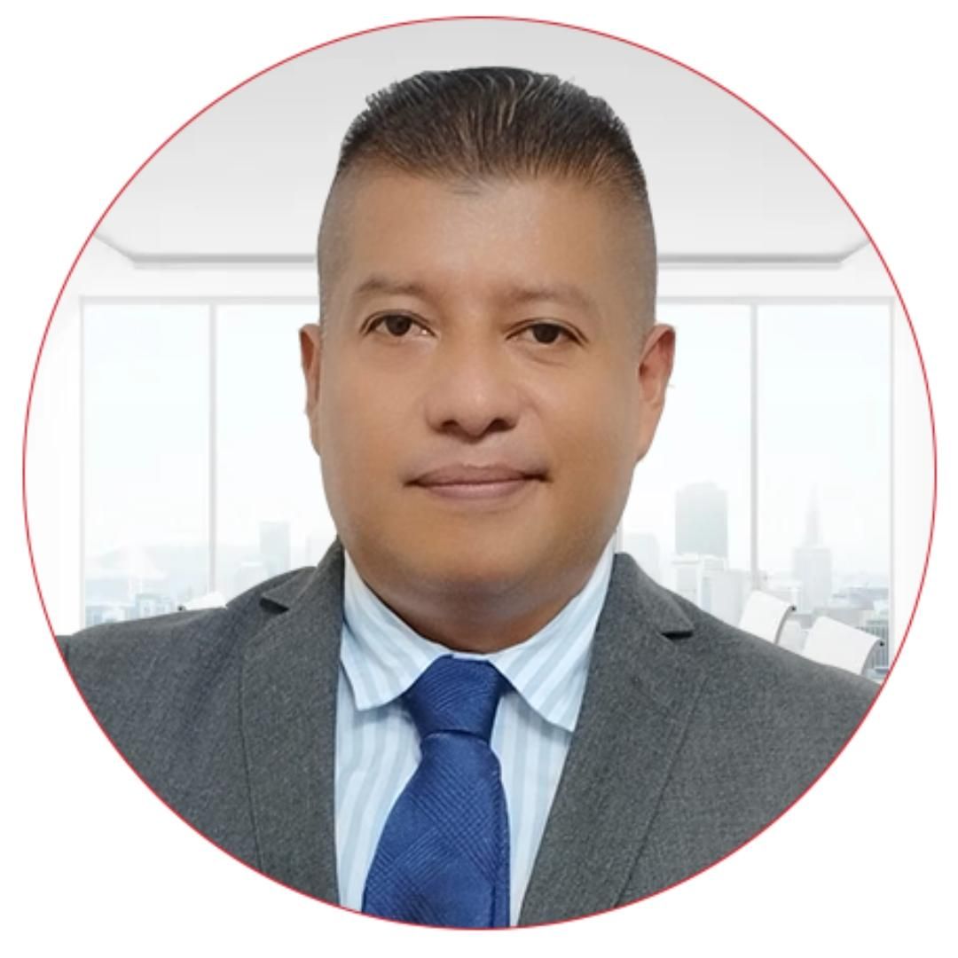 L.C. Enrique Hernández Pedro
