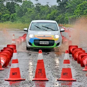 Imagem de capa para o Curso online INSTRUTOR DE DIREÇÃO SEM CFC 