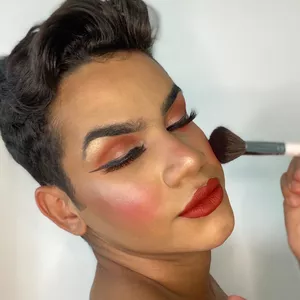 Imagem do curso Danilo Ferreira Make UP