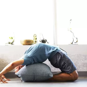 Imagem de capa para o Ebook Cuidados essenciais para saúde e bem-estar