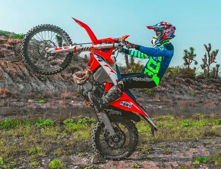 Domina el Caballito en Moto Off-Road: