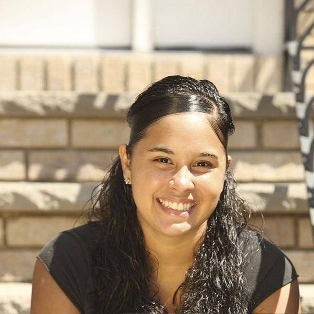 🔹Claudia Viale, Analista de Talento.