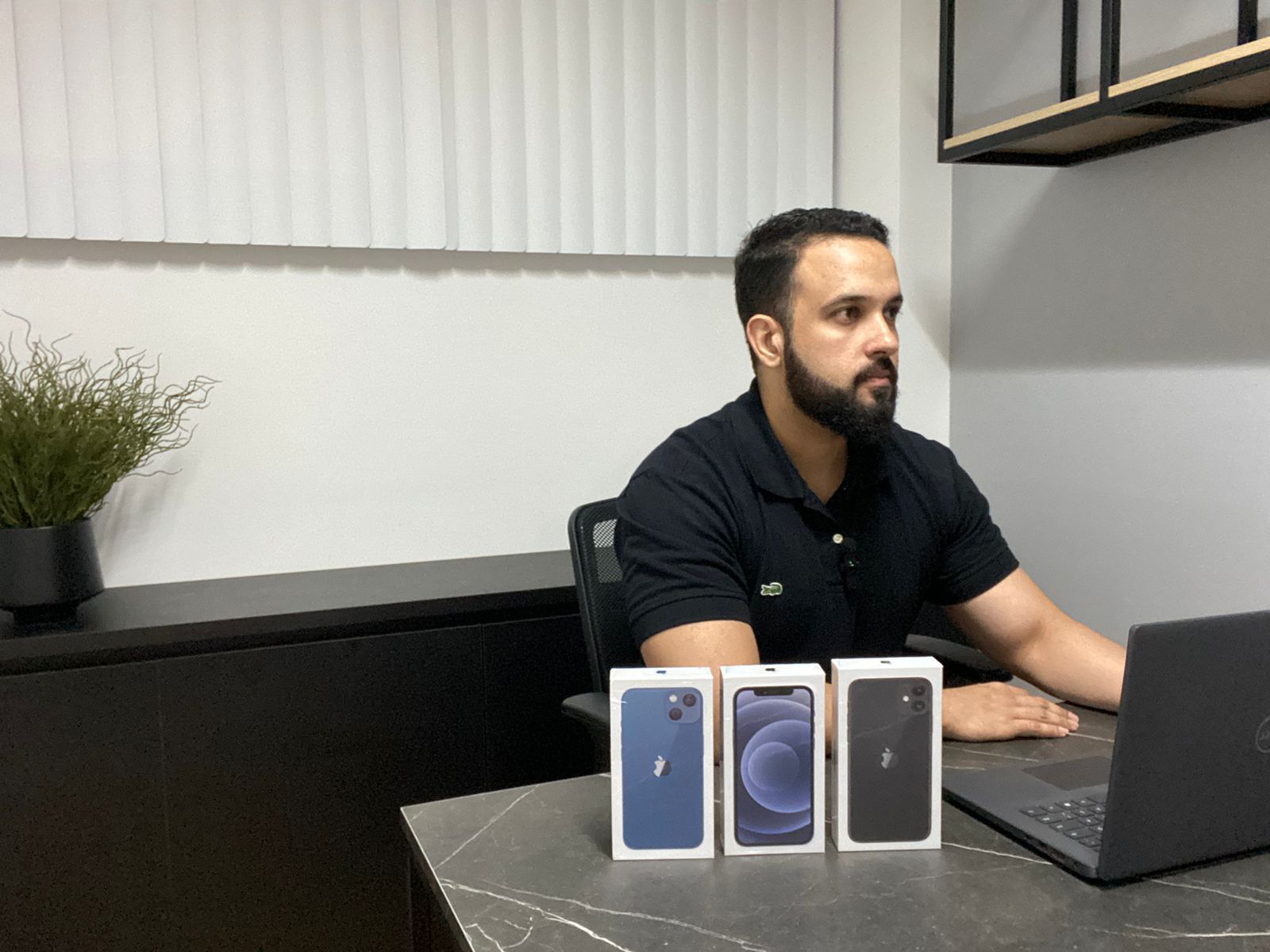 Imagem de Empreendedor Lucrativo, iPhones e Acessórios. criado por Tarcisio na hotmart