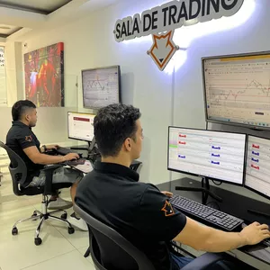 Imagen de portada para Curso online Trading Connect