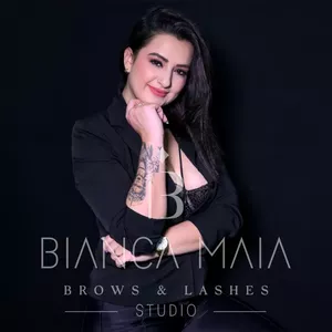 Imagem de capa para o Curso online Curso de Cílios Fio a Fio - Desingner de Cílios | Bianca Maia Lashes