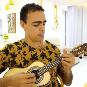 Imagem de capa para o Curso online Curso de batida para cavaquinho 