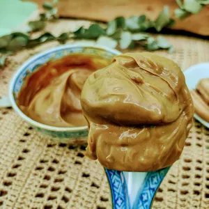 Imagem de capa para o Ebook Recheios para macarons e confeitaria