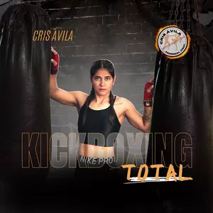 Imagem de capa para o Curso online Kickboxing Total com Cris Ávila: Domine as técnicas e entre em forma.