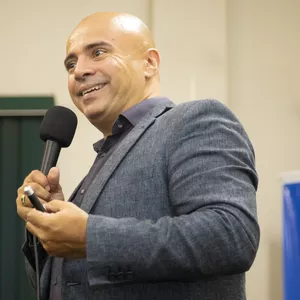 Imagem de capa para o Curso online Oratória