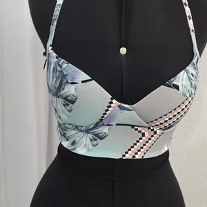 Imagem de capa para o Curso online VIP COSTURA / moda praia 