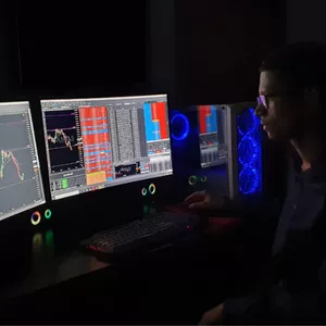 Imagem de capa para o Curso online Curso FireTrader