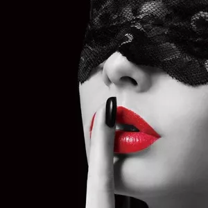 Imagem de capa para o Ebook Domine pelo silêncio 👁️