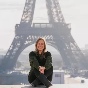 Imagem de capa para o Curso online Roteiro Paris Econômico