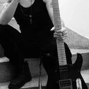 Imagem de capa para o Curso online Começando a Solar na Guitarra 
