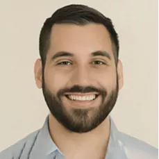 Jonathan R., pastor juvenil