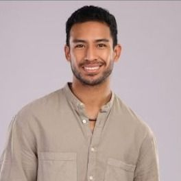 🔹Marcos V., Especialista Administrativo.