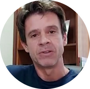 Dr. Marcelo Teixeira Passeto