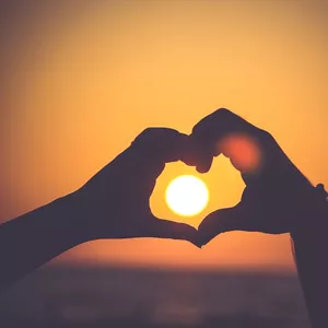 Imagem de capa para o Ebook AMOR QUE RESISTE - Como superar os desafios do relacionamento a dois