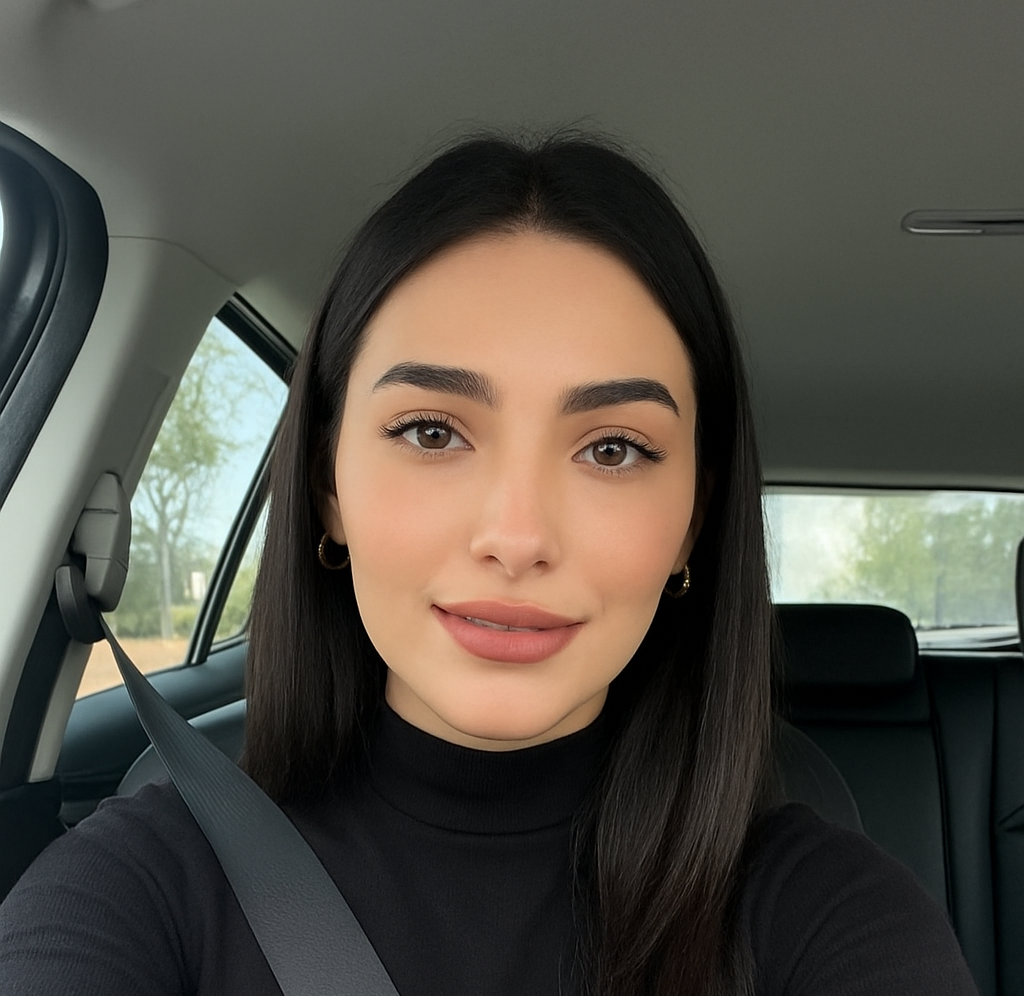Claudia M. Lima - Perú