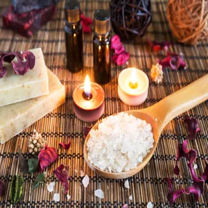 Imagem de capa para o Ebook 5 técnicas poderosoas para eliminar as energias negativas de sua casa e atrair dinheiro