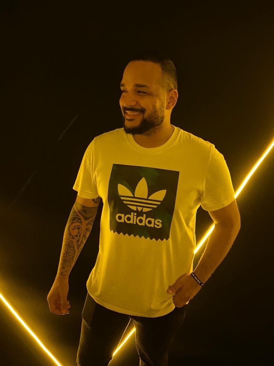 Vinicius Nogueira (@nogueiravini_) Pará 29 anos Consultor de Vendas da Adidas