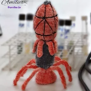 Imagem de capa para o Ebook Bacteriófago em Amigurumi