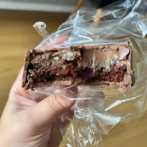 Imagem de capa para o Ebook Ganhe dinheiro a partir da cozinha da sua casa: Curso de Pão de Mel Lucrativo