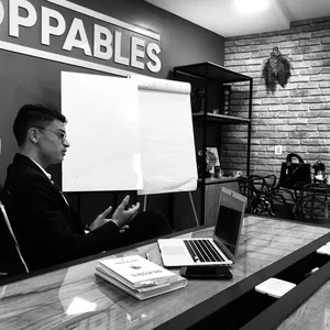 Imagem de capa para o Curso online Curso de Formação de SDRs e BDRs