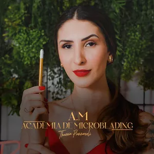 Imagem de capa para o Curso online Academia Microblading 