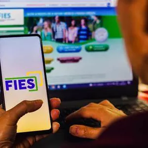 Imagem de capa para o Ebook DESVENDANDO O FIES