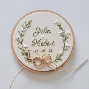 Imagem de capa para o Ebook Risco para bordar floral minimalista