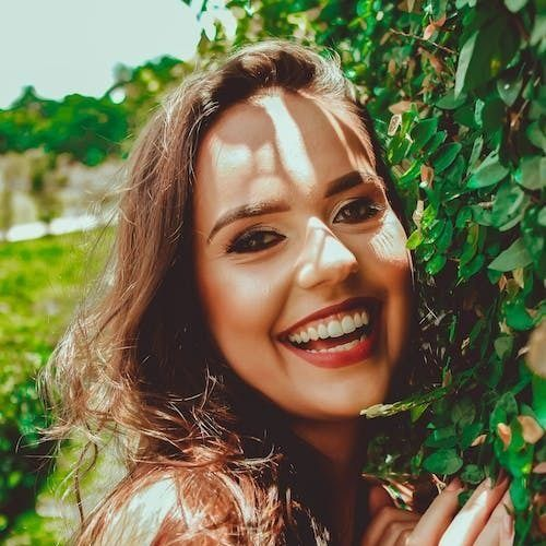 Flávia R.
