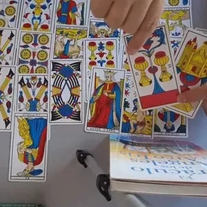 Imagen de portada para Curso online Descubre lo que dicen los astros en los Virgo Horóscopos ♍️