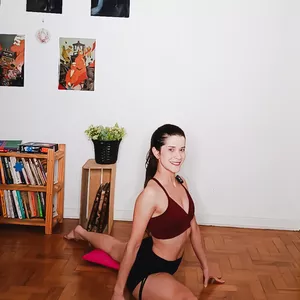 Imagem do curso Desbloqueando o espacate frontal