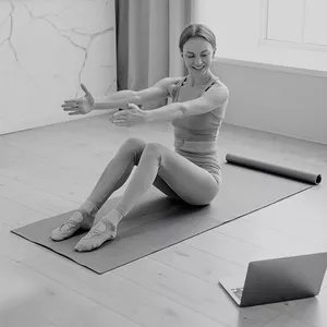Imagem de capa para o Curso online Pratique Pilates em Casa