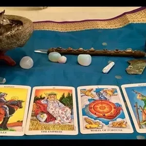 Imagen de portada para Curso online 🌟 Descubre Tu Destino con el Tarot Arcanos Mayores 🌟