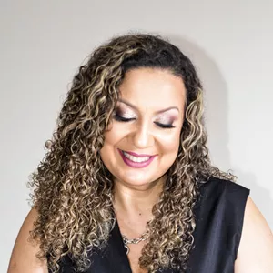 Imagem de capa para o Curso online Massagem com Conchas