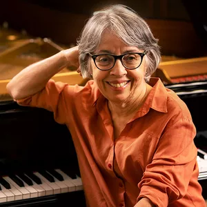 Imagem de capa para o Curso online Piano CLUB