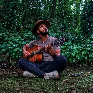 Imagem de capa para o Curso online Tutorial Fingerstyle Paradise (Coldplay) - por Hebert Freire
