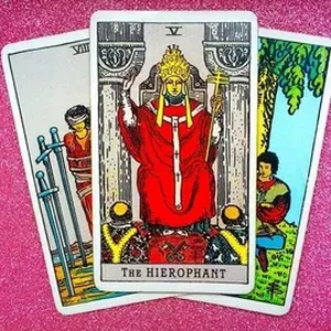 Imagen de portada para Curso online Anna K Tarot: Tu guía espiritual en (+1) 786 822 63 00 ☎️