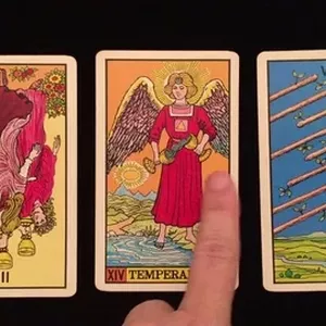 Imagen de portada para Curso online 🌟 Tarot Getafe: Descubre el Camino hacia el Futuro 🌟